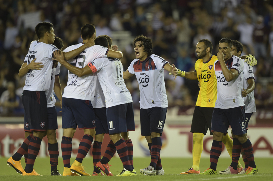 Cerro Porteño eliminó a Lanús, último campeón de la Suramericana