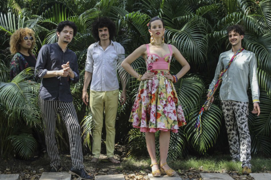 Monsieur Periné: el laboratorio que encontró su color