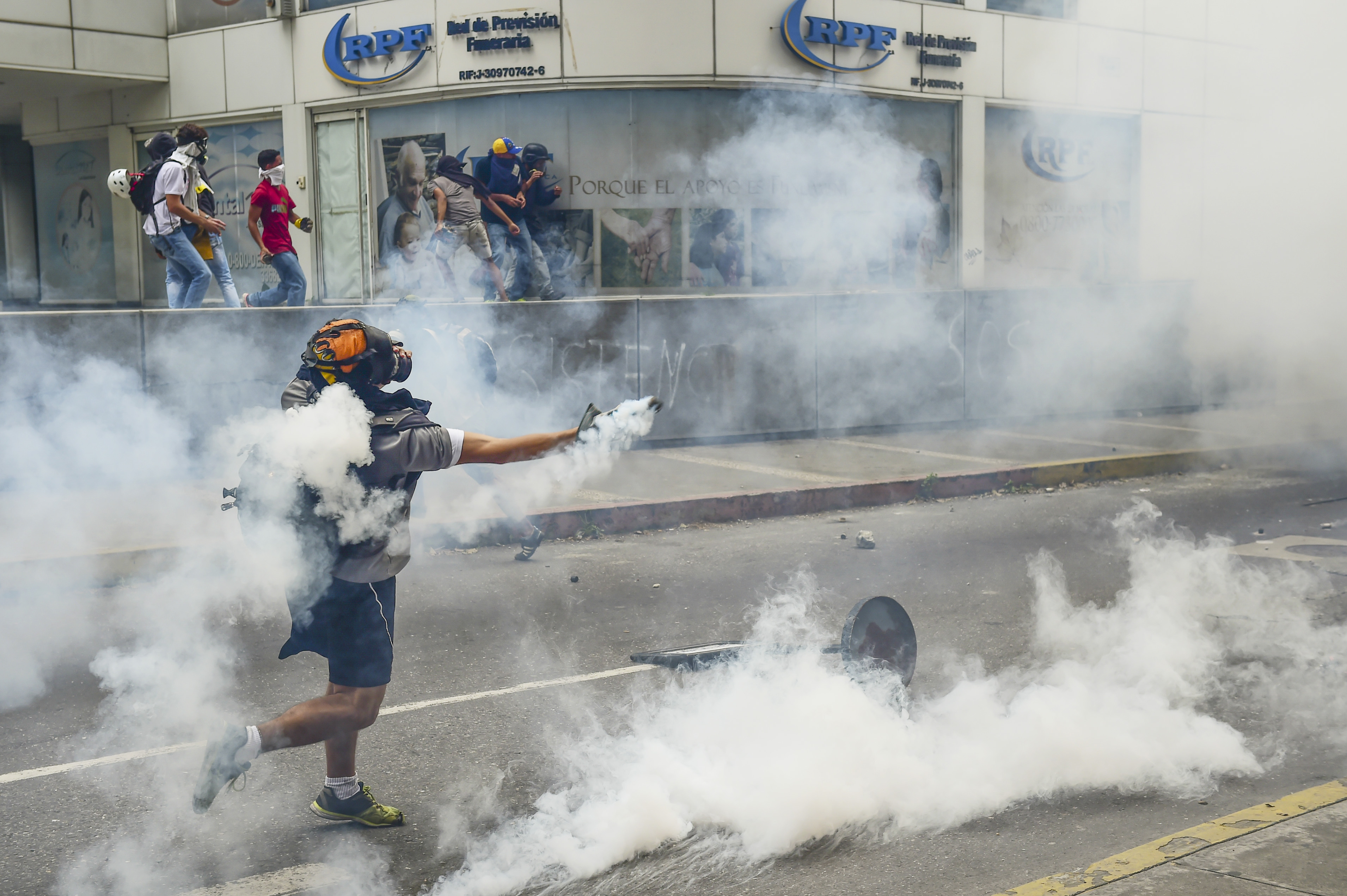 Muere joven de 27 años durante manifestación opositora en Caracas