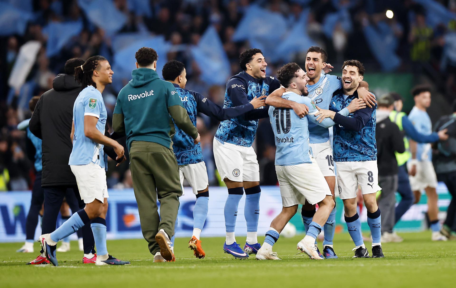 Manchester City le ganó la Carabao Cup a Arsenal y le envía un mensaje en la Premier League