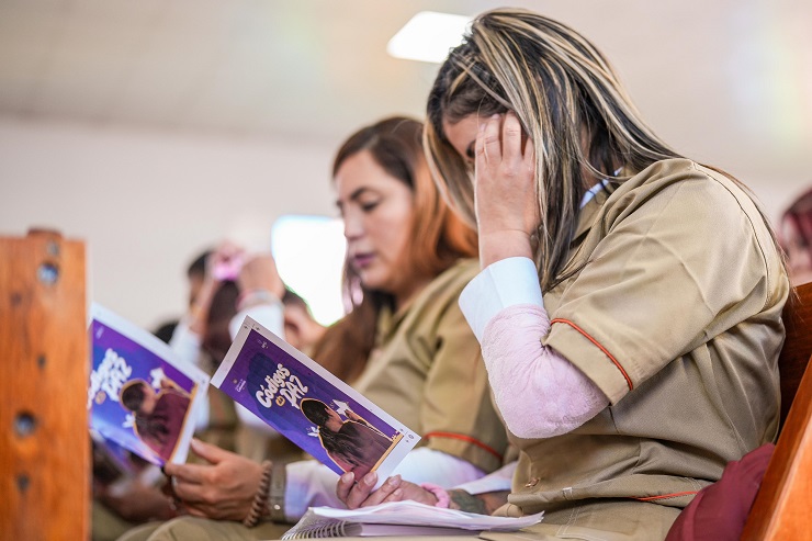 Lanzan programa para que mujeres privadas de la libertad accedan a educación superior