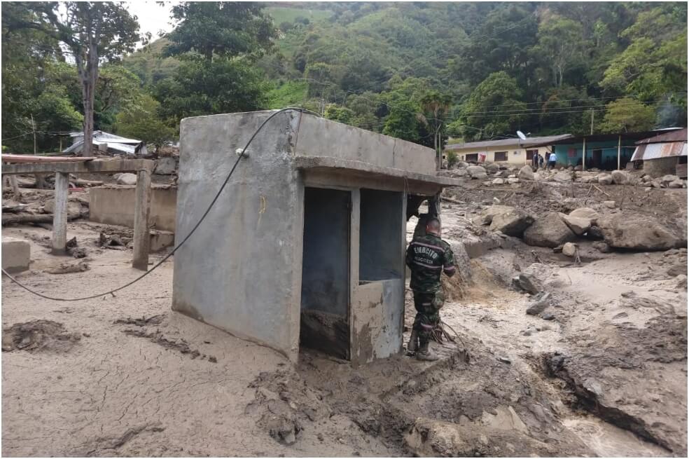 Ejército continúa buscando a dos desaparecidos de tragedia en Chaparral, Tolima