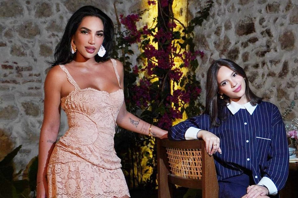 Andrea Valdiri cambió el 'look' de su hija y fue criticada: “le robó la  inocencia”