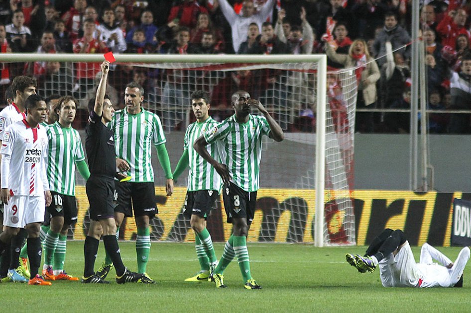 Joseph Blatter «asqueado» por actitud racista contra jugador del Betis