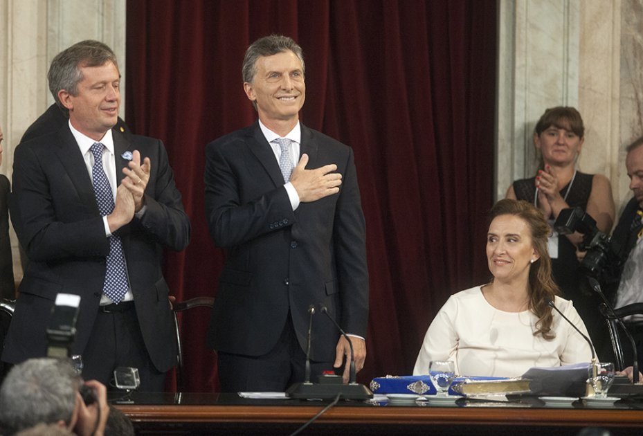 Mauricio Macri se posesiona como nuevo presidente de Argentina