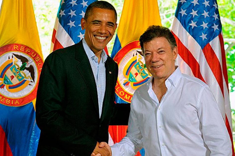 Santos felicita a Obama por su reelección