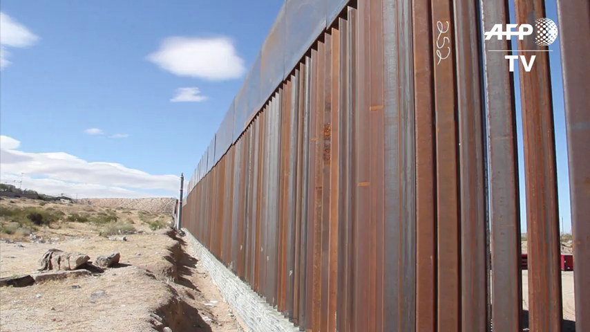 Inmigrantes esperan reapertura en la frontera de México y EE.UU.