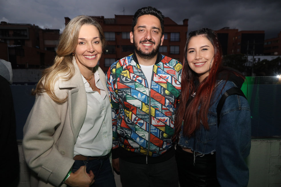 Claudia Elena Vásquez y otros famosos en apertura de Casa Spotify Bogotá