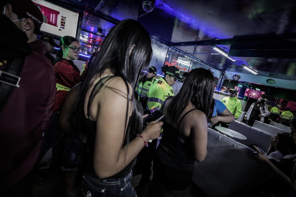 Bogotá: sellan 13 establecimientos nocturnos en operativo de control en Tunjuelito