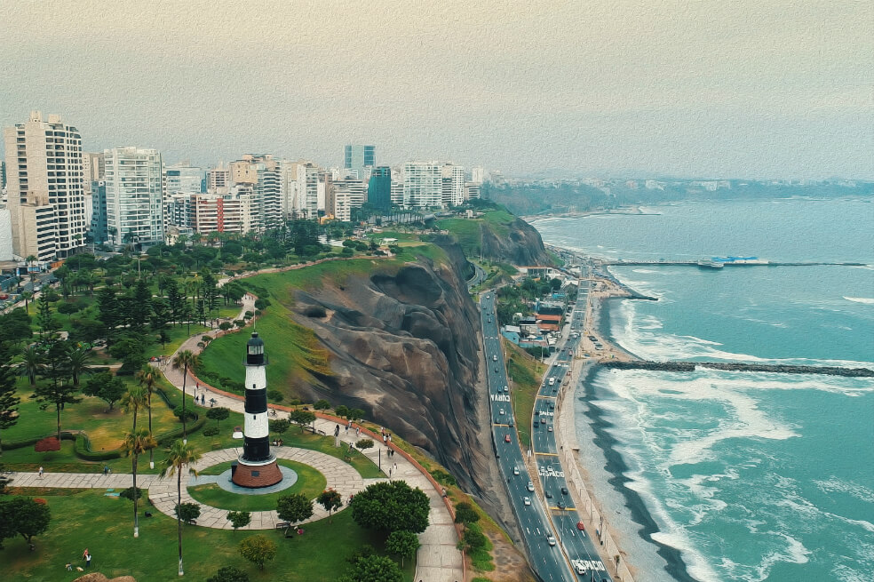 ¿Cómo viajar a Lima con tres presupuestos?