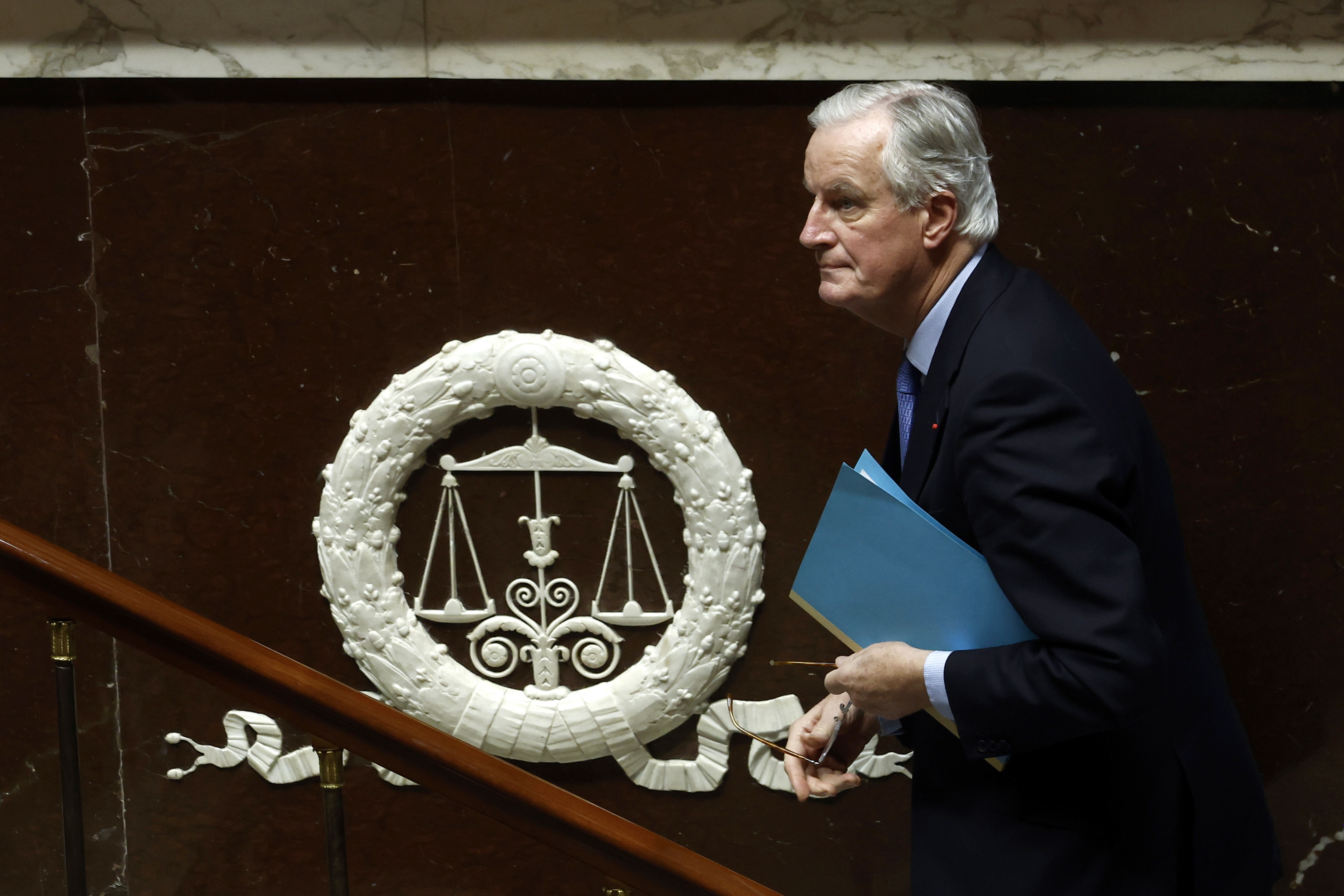 Se cae el gobierno en Francia: ¿por qué tumbaron al primer ministro?