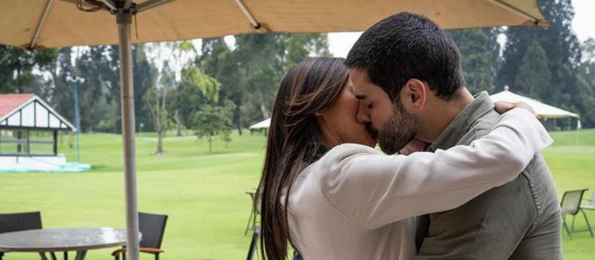 ¿Qué debe tener un buen beso? Esto opina el elenco de ‘Ana de Nadie’