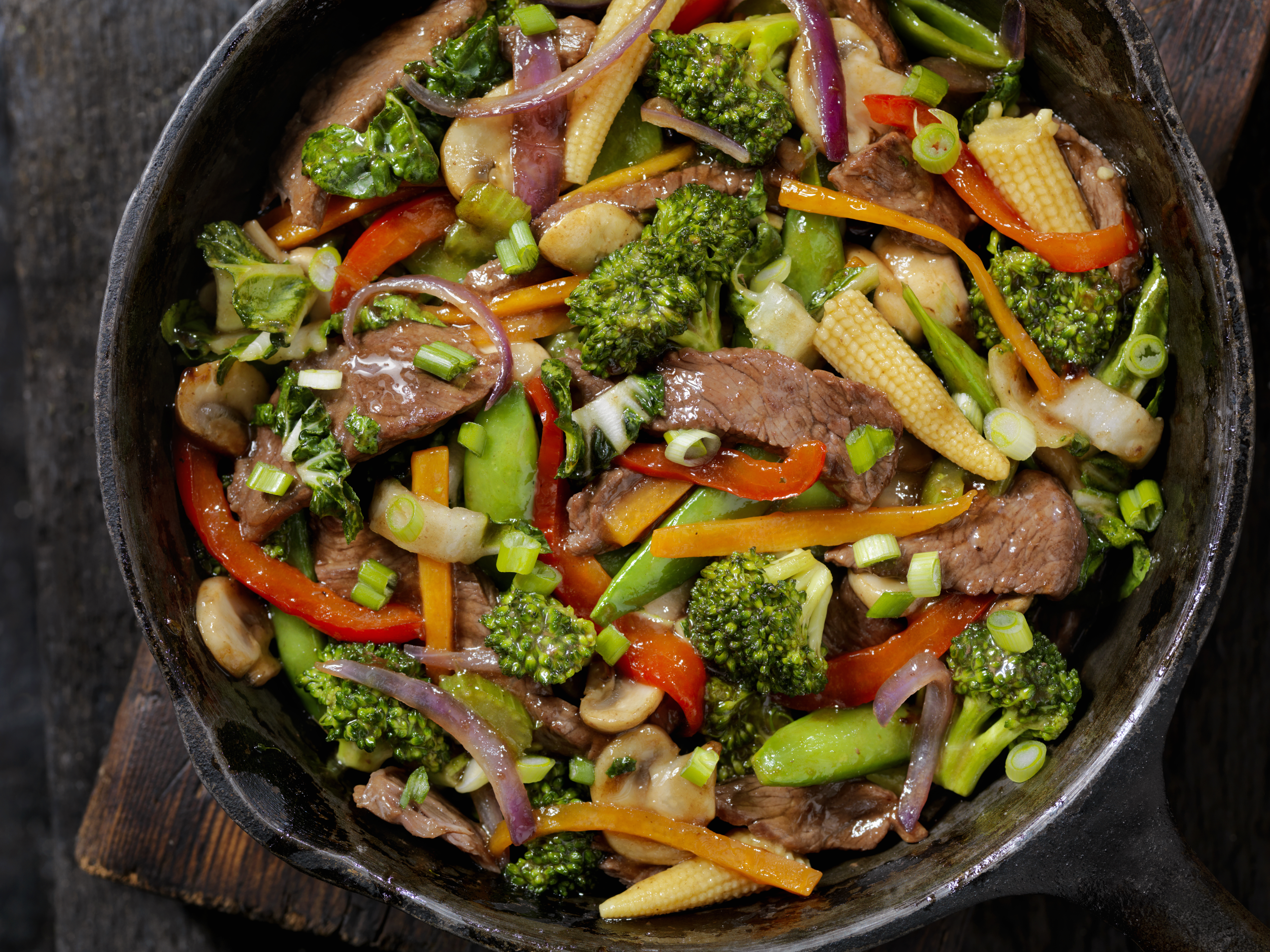 Paso a paso para preparar carne de res guisada con vegetales