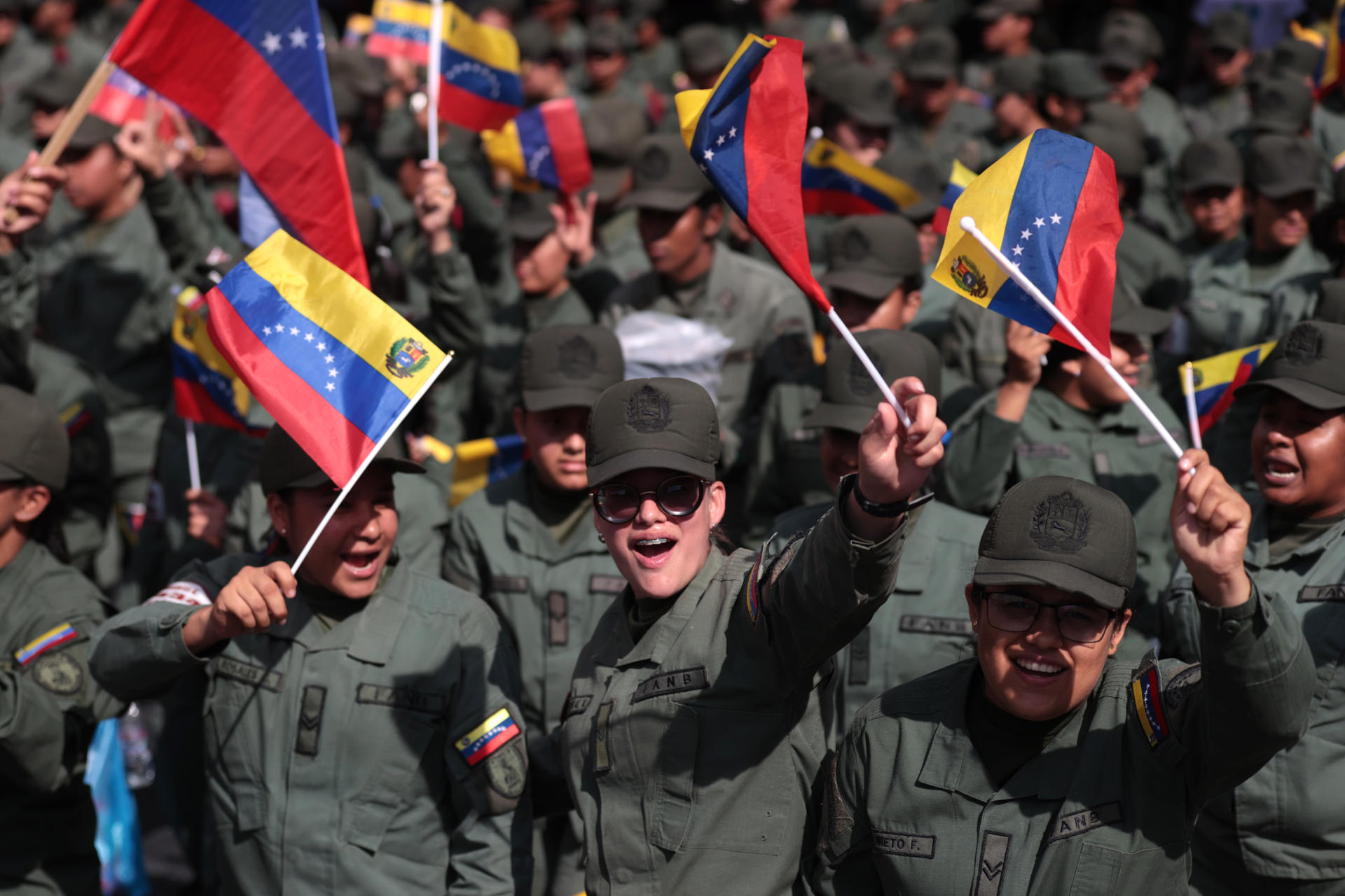 Ni “Leales siempre” ni “Patria socialista”: Venezuela cambia las consignas ideológicas