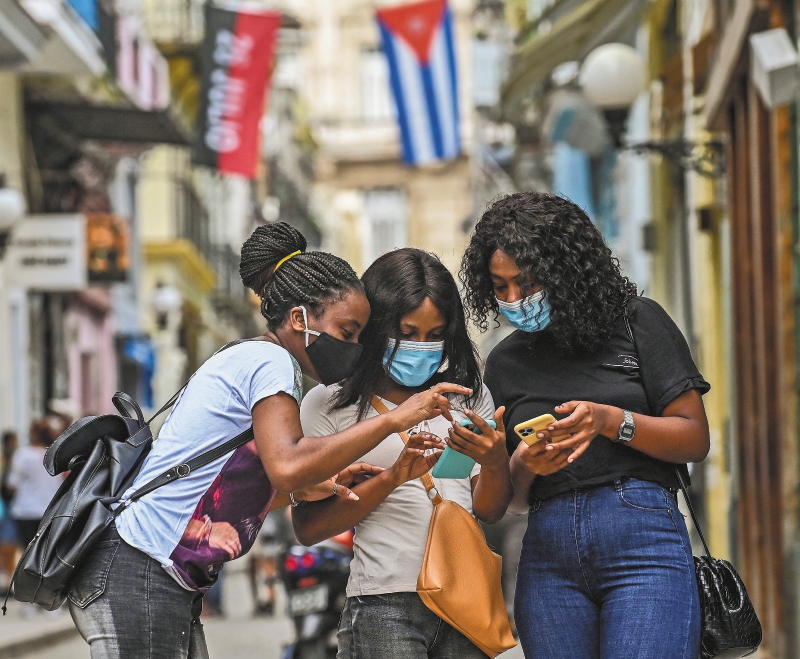 Internet, un actor incómodo para Díaz-Canel en las protestas de Cuba