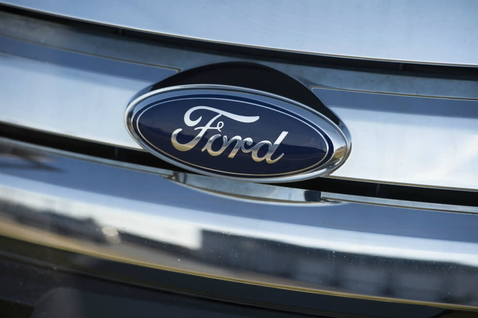 Ford reanudó la producción de vehículos en sus plantas de Europa