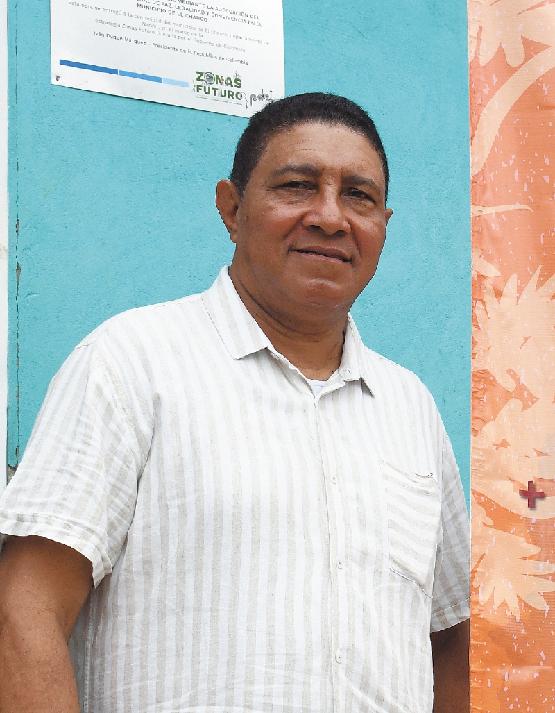 Víctor Candelo: Poesía para narrar y recordar tradiciones
