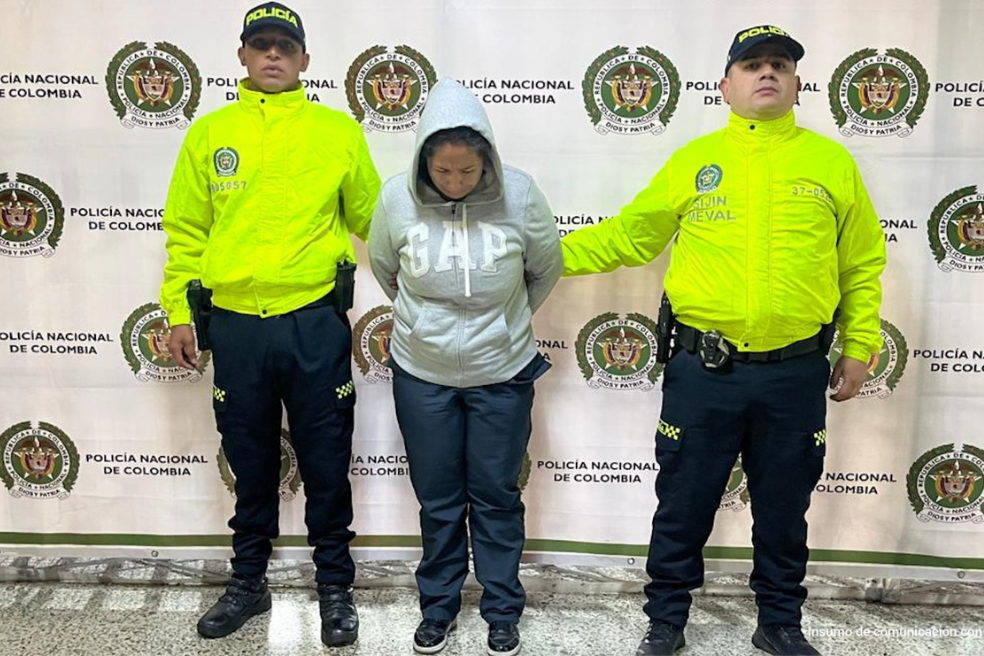 Médica a la cárcel por cirugía clandestina para extraer droga que causó una muerte