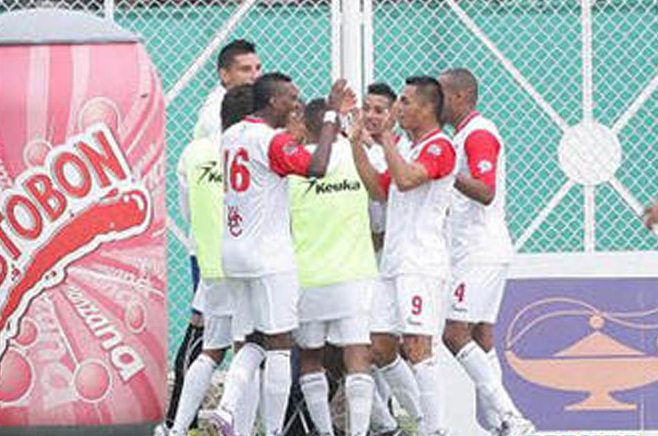 Uniautónoma ganó y pone un pie en primera división