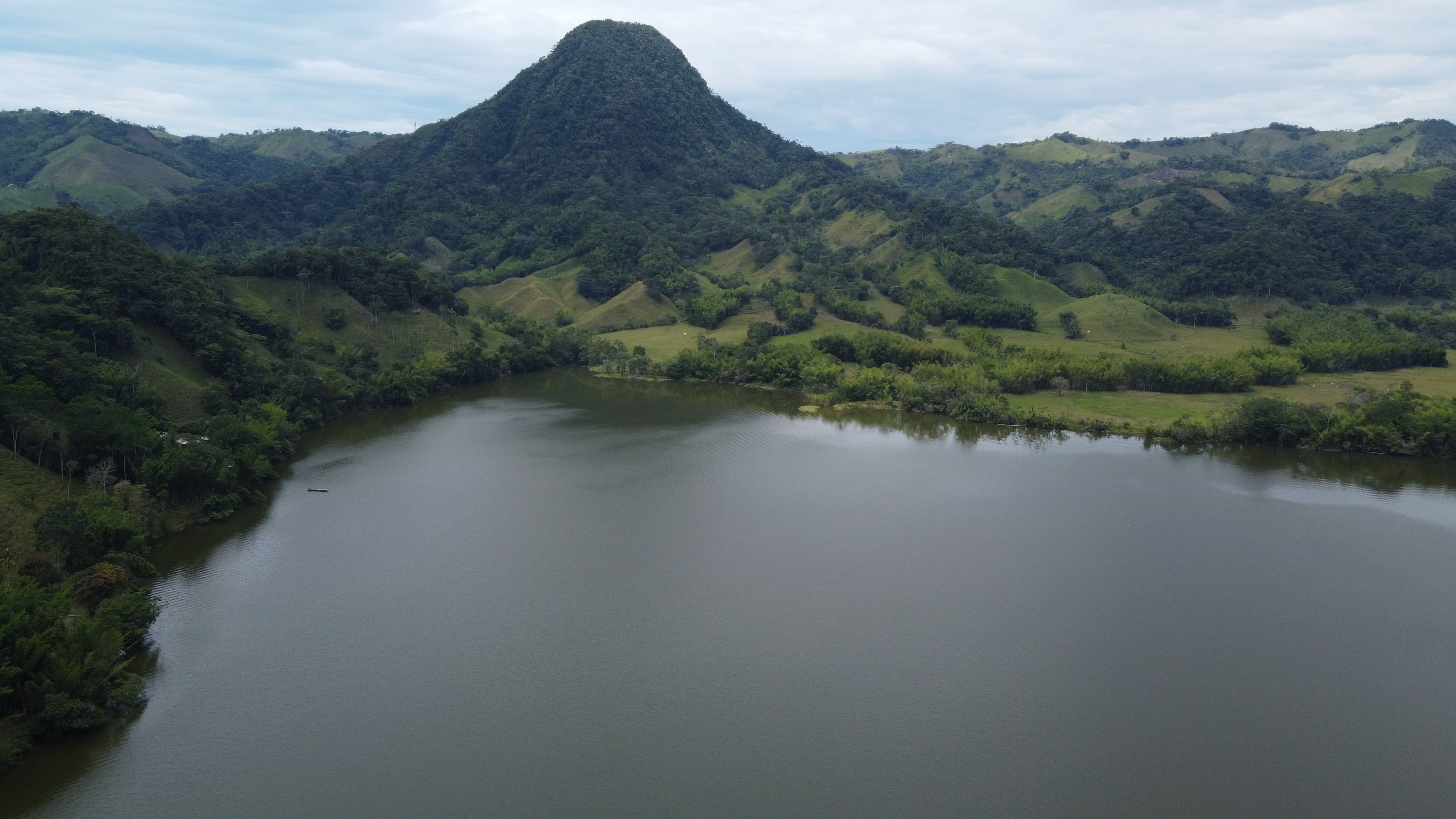 Ordenaron el cierre temporal de la laguna de San Diego, en Caldas, ¿qué pasó?