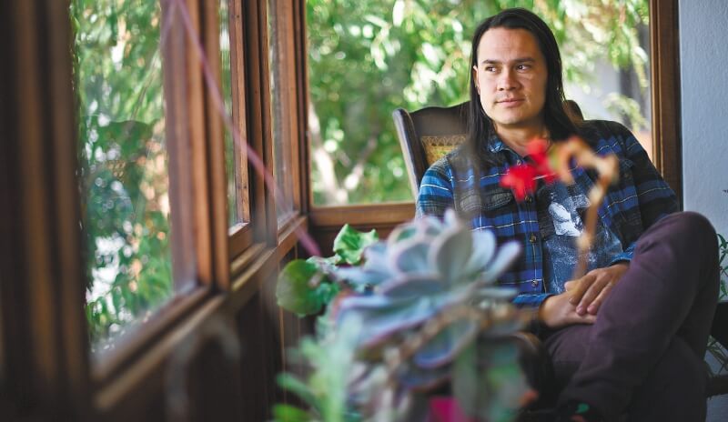 “La literatura es una manera de ocultarse, una oda a la mentira”: Giovanny Jaramillo Rojas