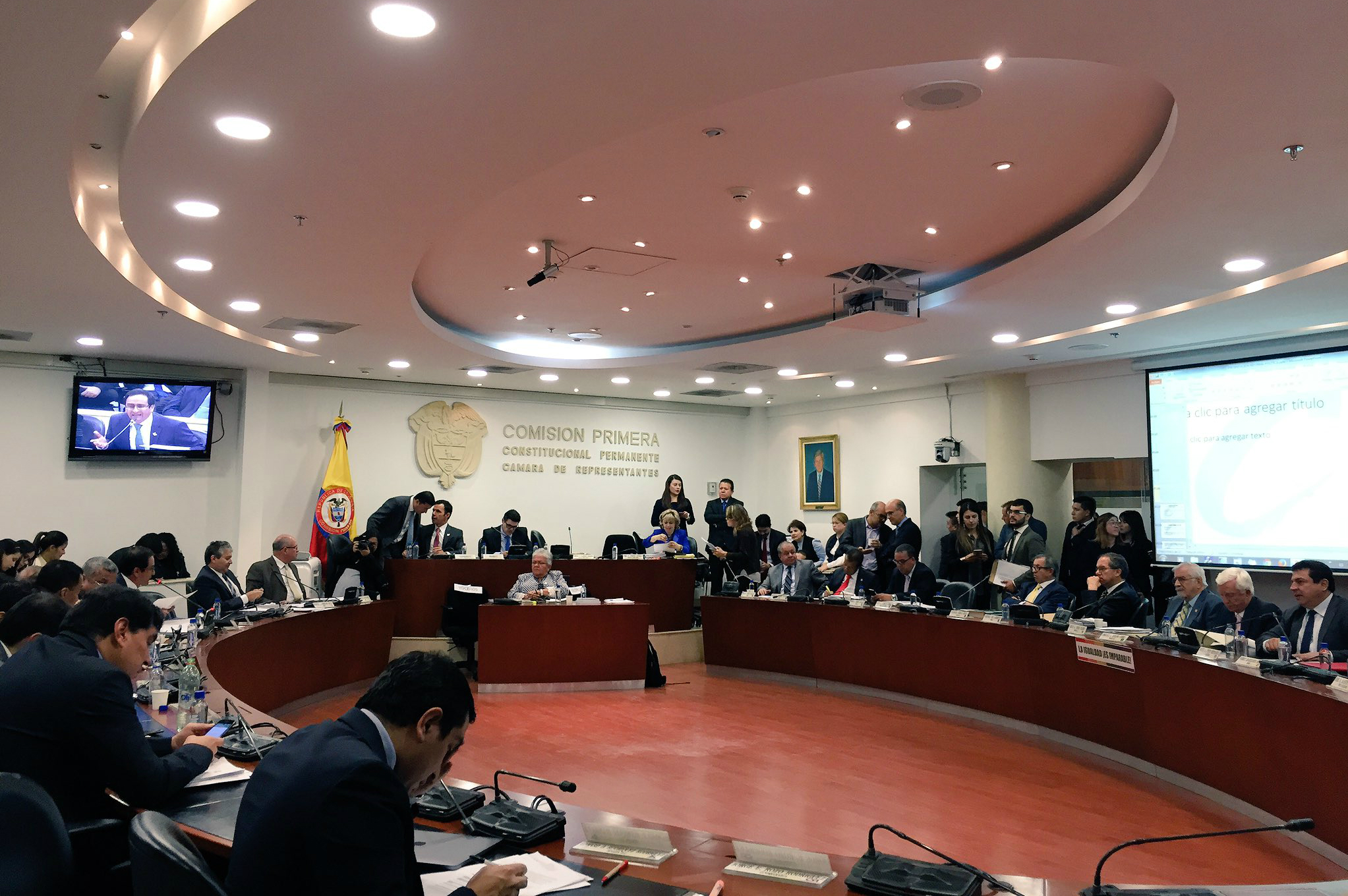 El proyecto que busca prohibir que FARC esté en comisiones primeras del Congreso   
