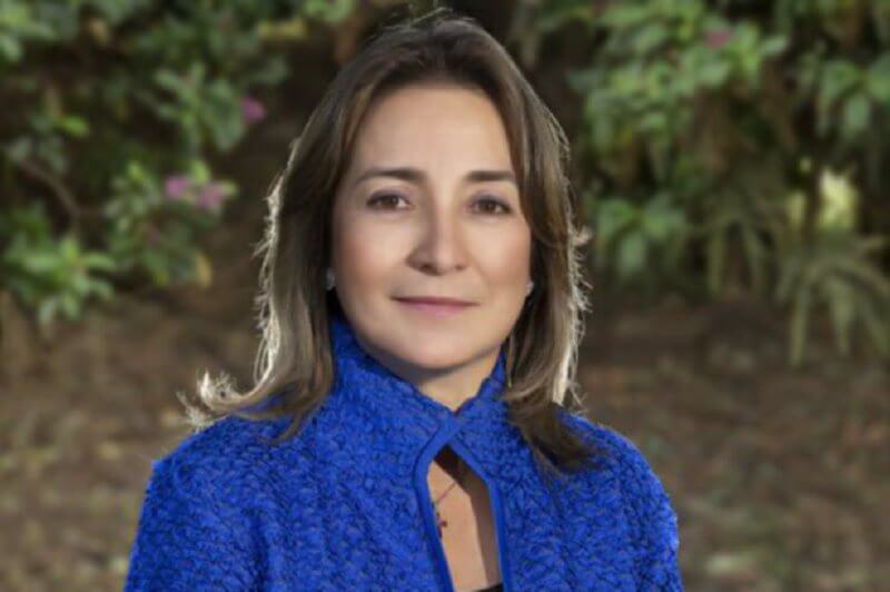 Astrid Álvarez: “Debemos apoyar las causas que generen equidad”