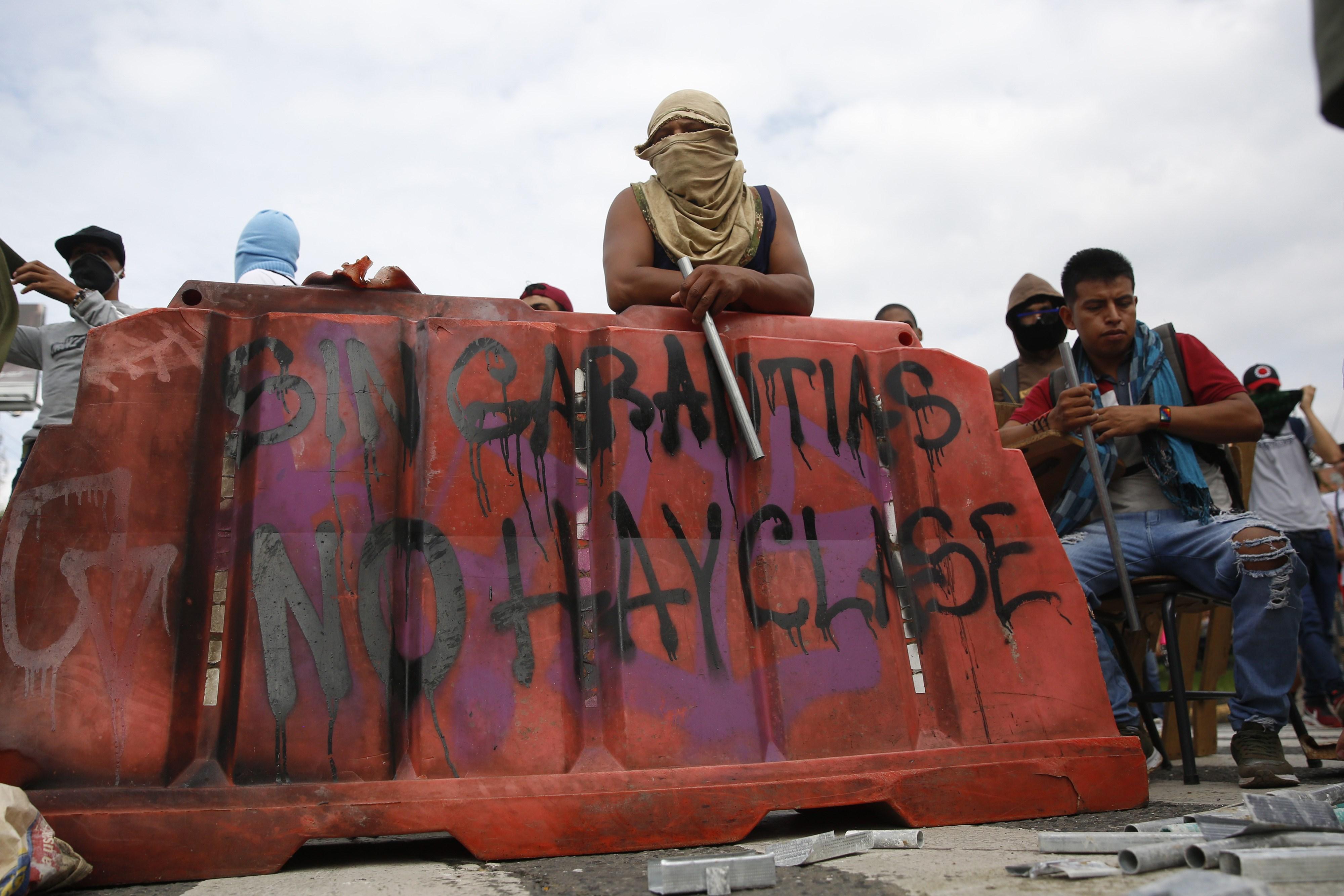 Algunos manifestantes bloquearon el sistema de transporte Mio.EFEEn el Cauca