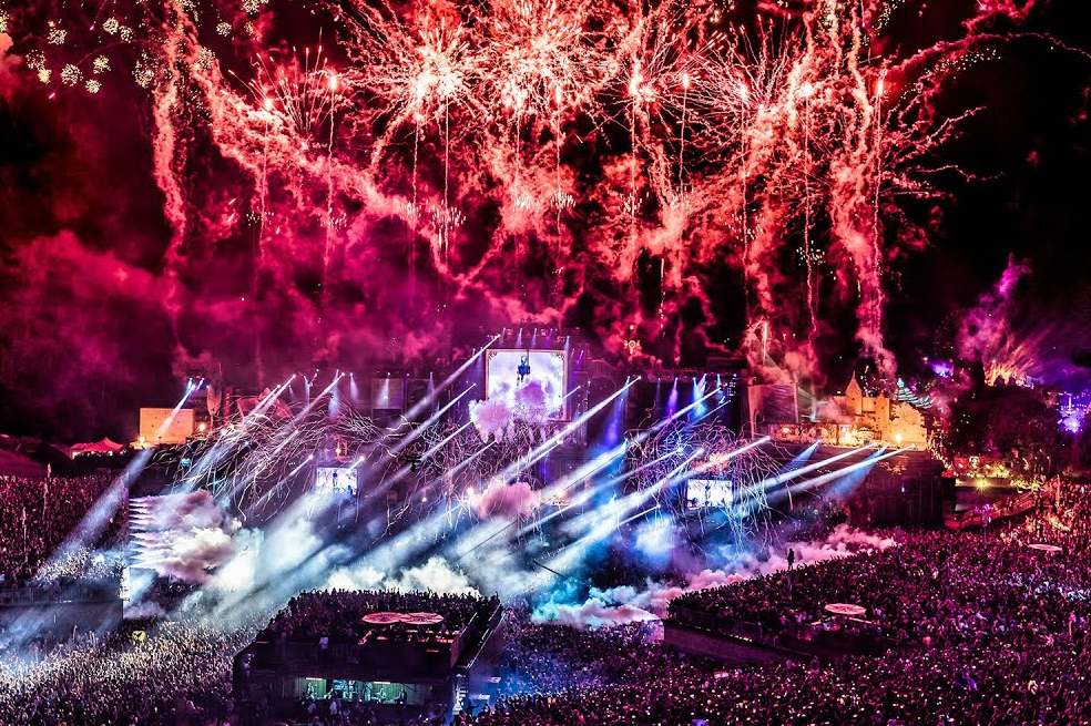 Tomorrowland 2025: incendio consumió el escenario principal del evento