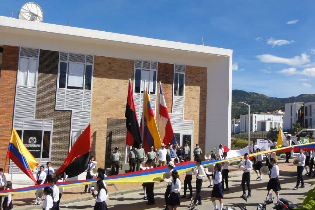 Nueve años después de la tragedia, los gramaloteros luchan por consolidar su territorio
