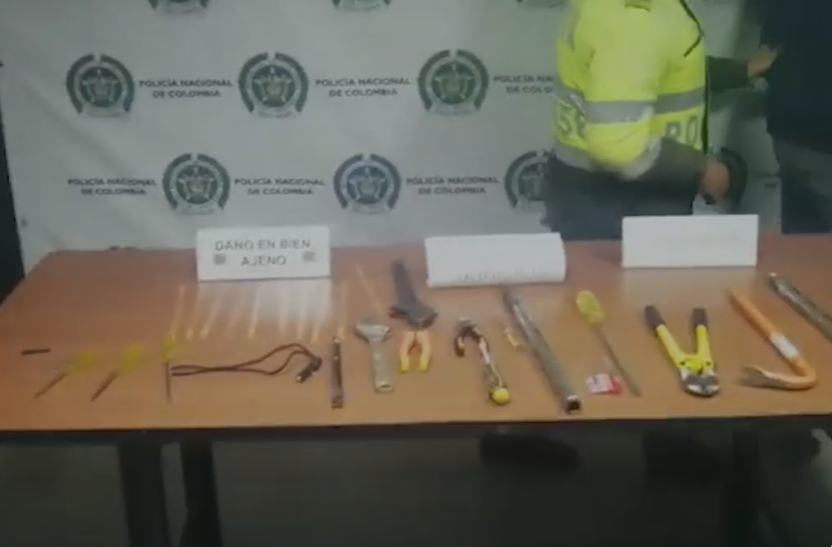 Con herramientas de carpintería sujetos entraron a una casa y robaron $ 55 millones