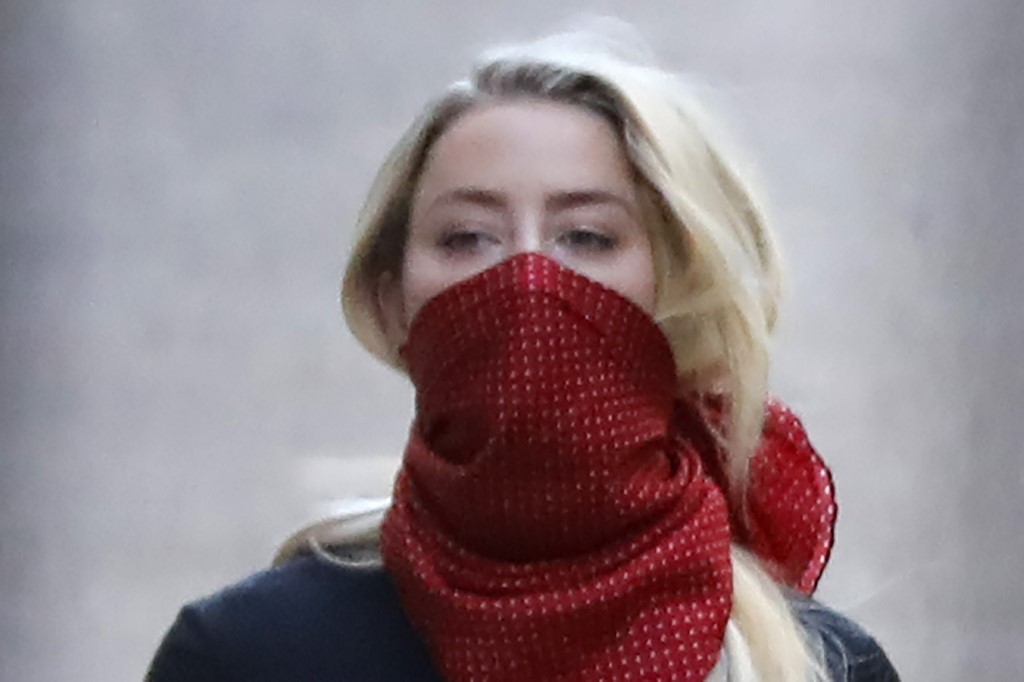 La actriz Amber Heard anuncia que es mamá de una niña