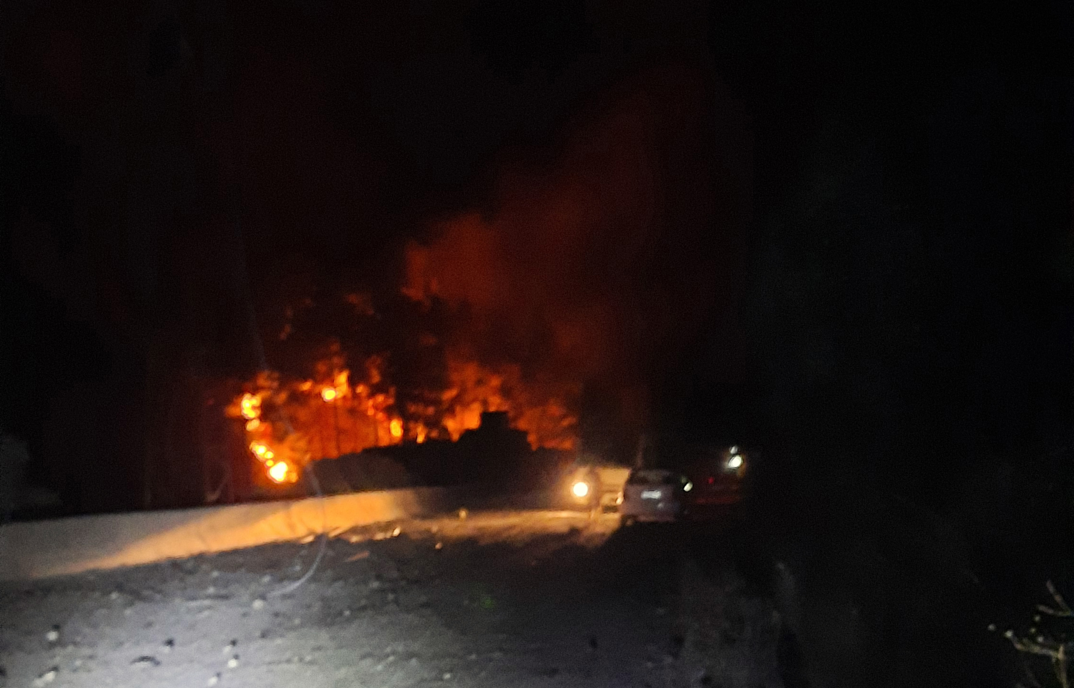 Bombardeos israelíes en Siria, de los más violentos, mataron a decenas de personas