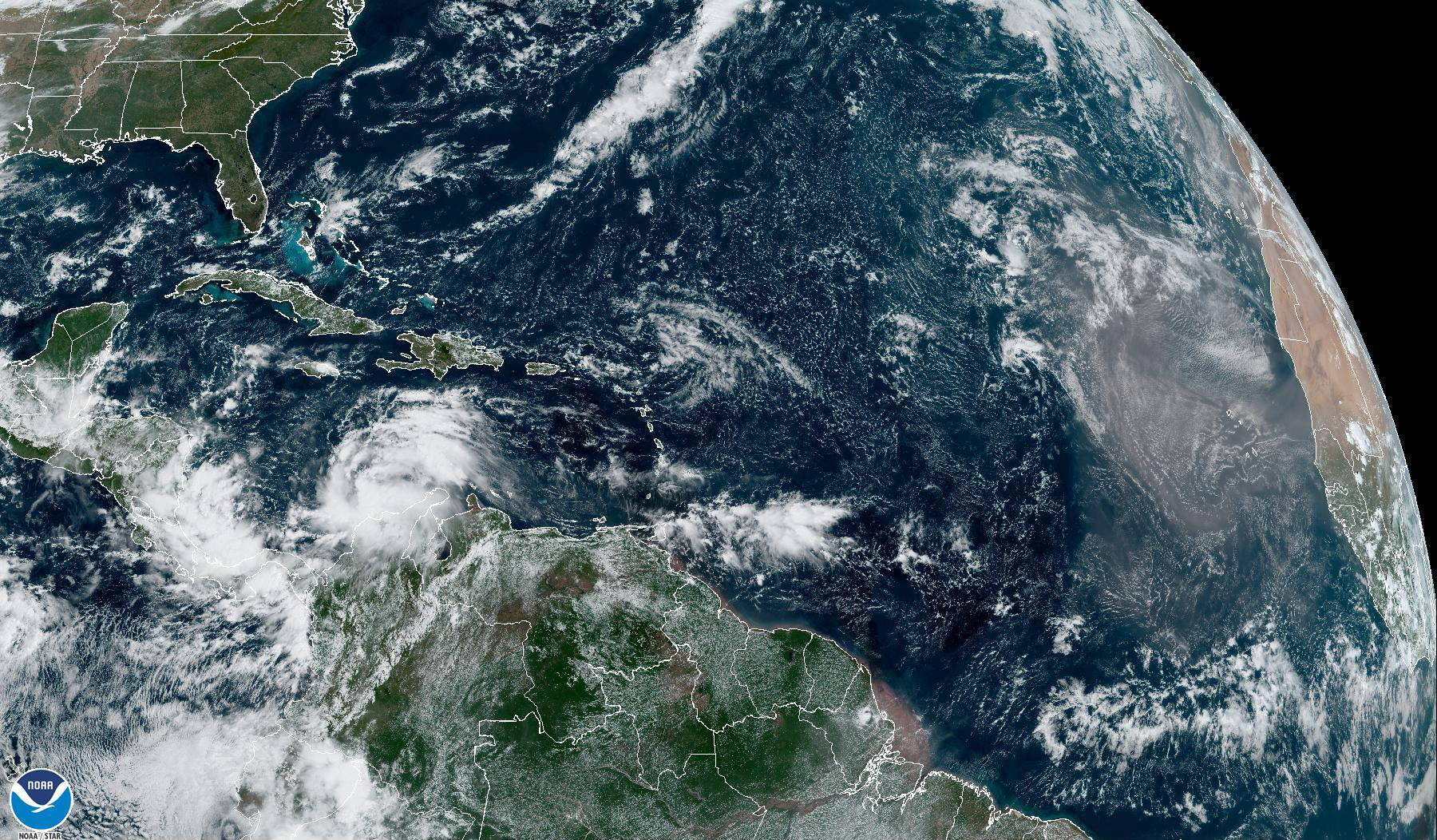 La relación entre el cambio climático y los huracanes y tormentas tropicales