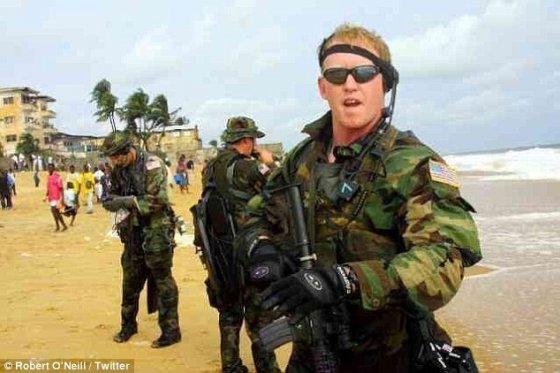 Abren investigación contra exSeal que mató a Bin Laden