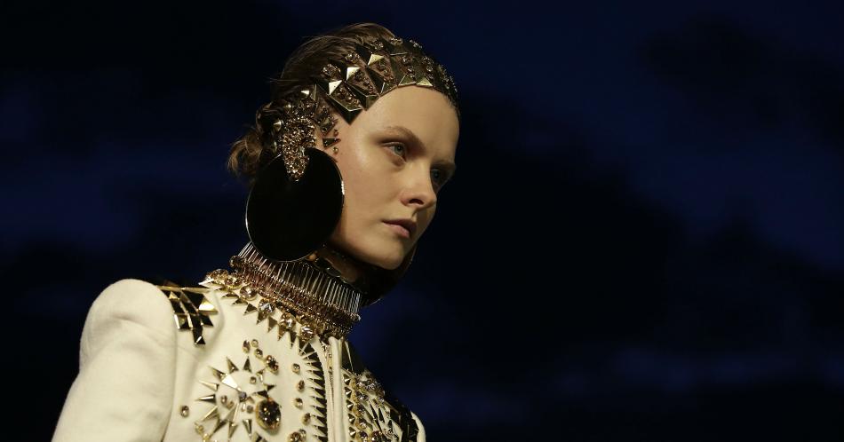 Con Homenaje al 11-S, Givenchy debutó en la Semana de la Moda de Nueva York