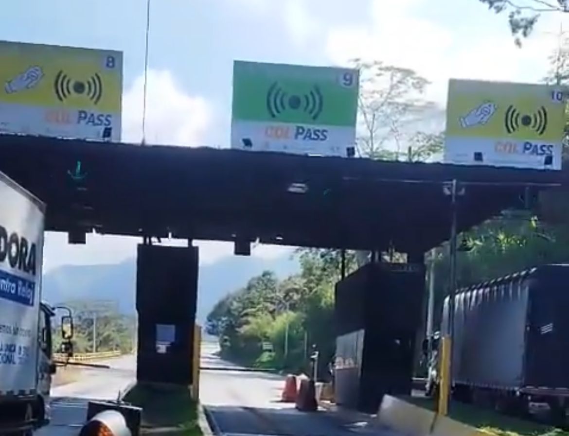 Lo que se sabe de la detonación de un explosivo en la vía Medellín-Bogotá