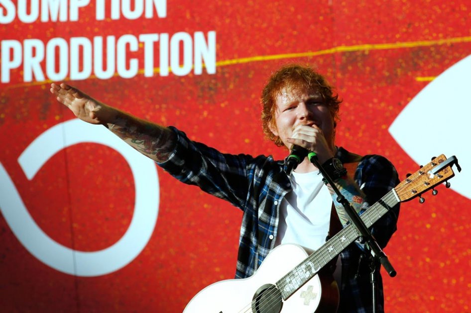 Canción de Ed Sheeran logra récord de 500 millones de reproducciones en Spotify