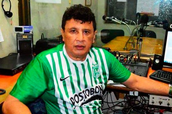 Edgar ‘Quintín’ Quintero, director de 'Noticias y Algo más', de la emisora Radio Luna. /El País