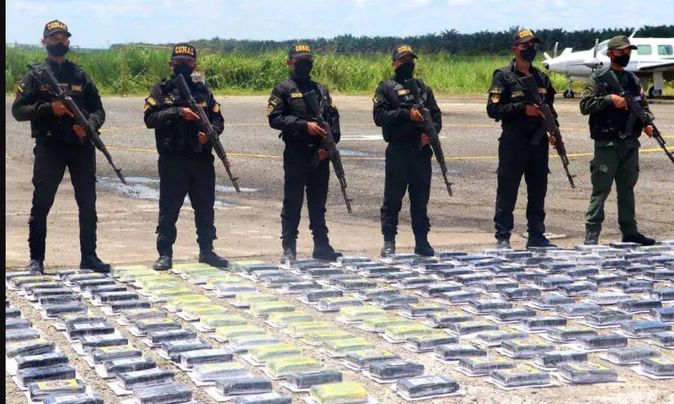 El narcotráfico protagoniza la disputa entre EE. UU. y Maduro: ¿qué dicen los números de incautaciones de drogas?