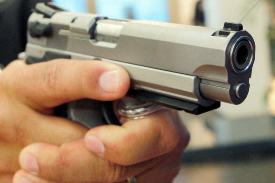 Cruce de disparos entre presuntos ladrones y policías deja tres capturados en Bogotá