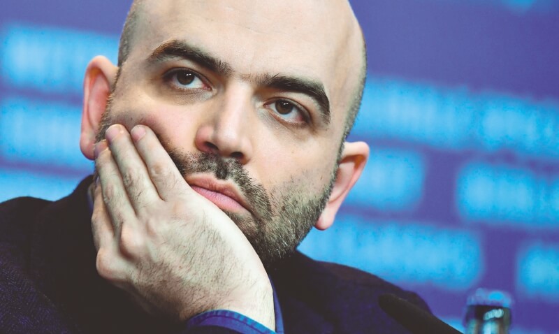  Roberto Saviano denunció el actuar y los nombres de la mafias napolitanas en su libro Gomorra. / AFP