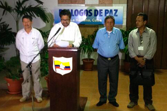 Iván Márquez presentó a Fabián Ramírez, Jairo Martínez y Fidel Rondón en La Habana.