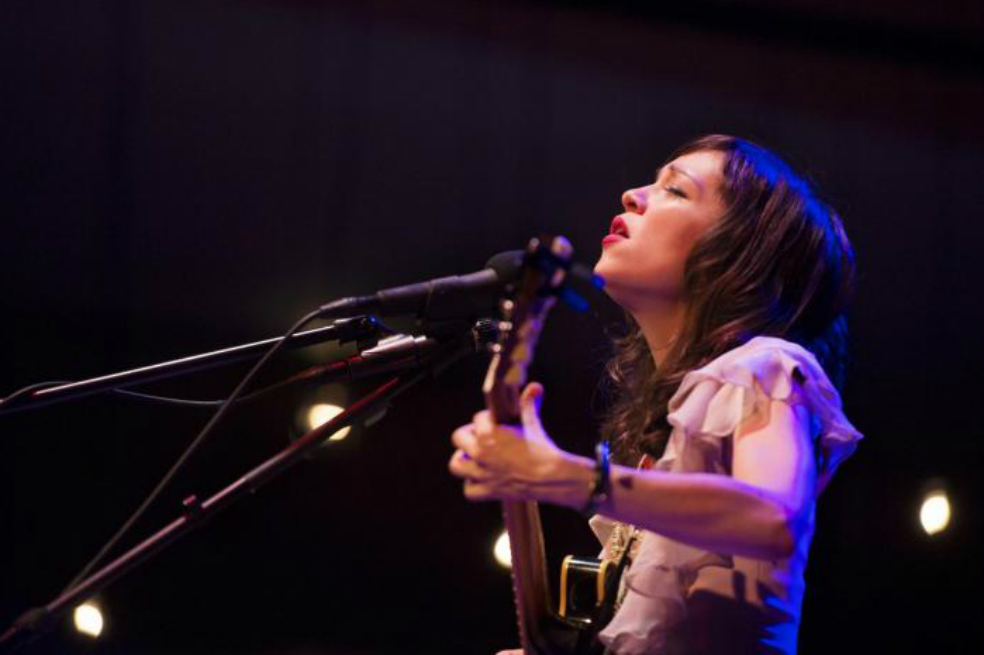 Natalia Lafourcade estrena «Qué he sacado con quererte», en honor a Violeta Parra