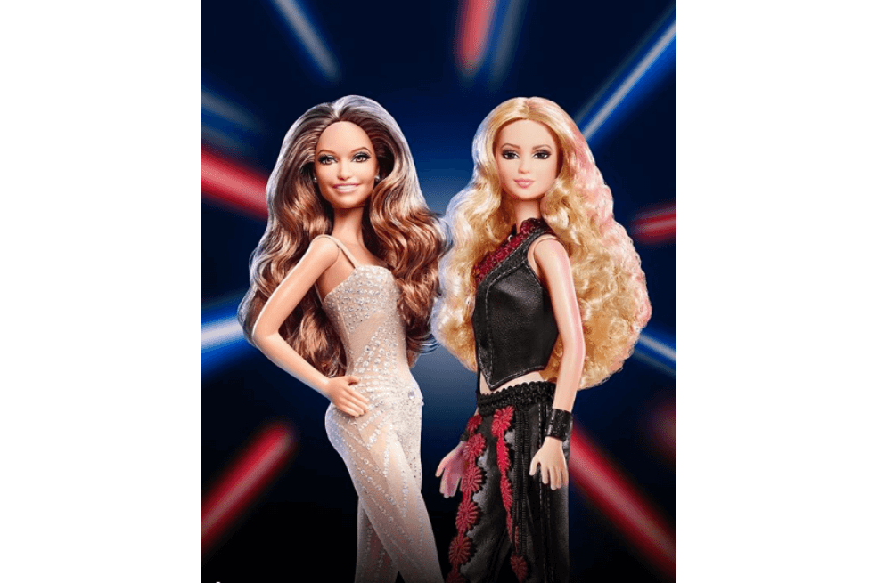 Estas serían JLo y Shakira como barbies.  / Cortesía