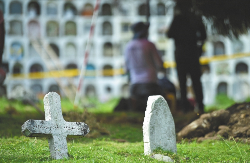 ¿Qué significa soñar que estás en un cementerio?