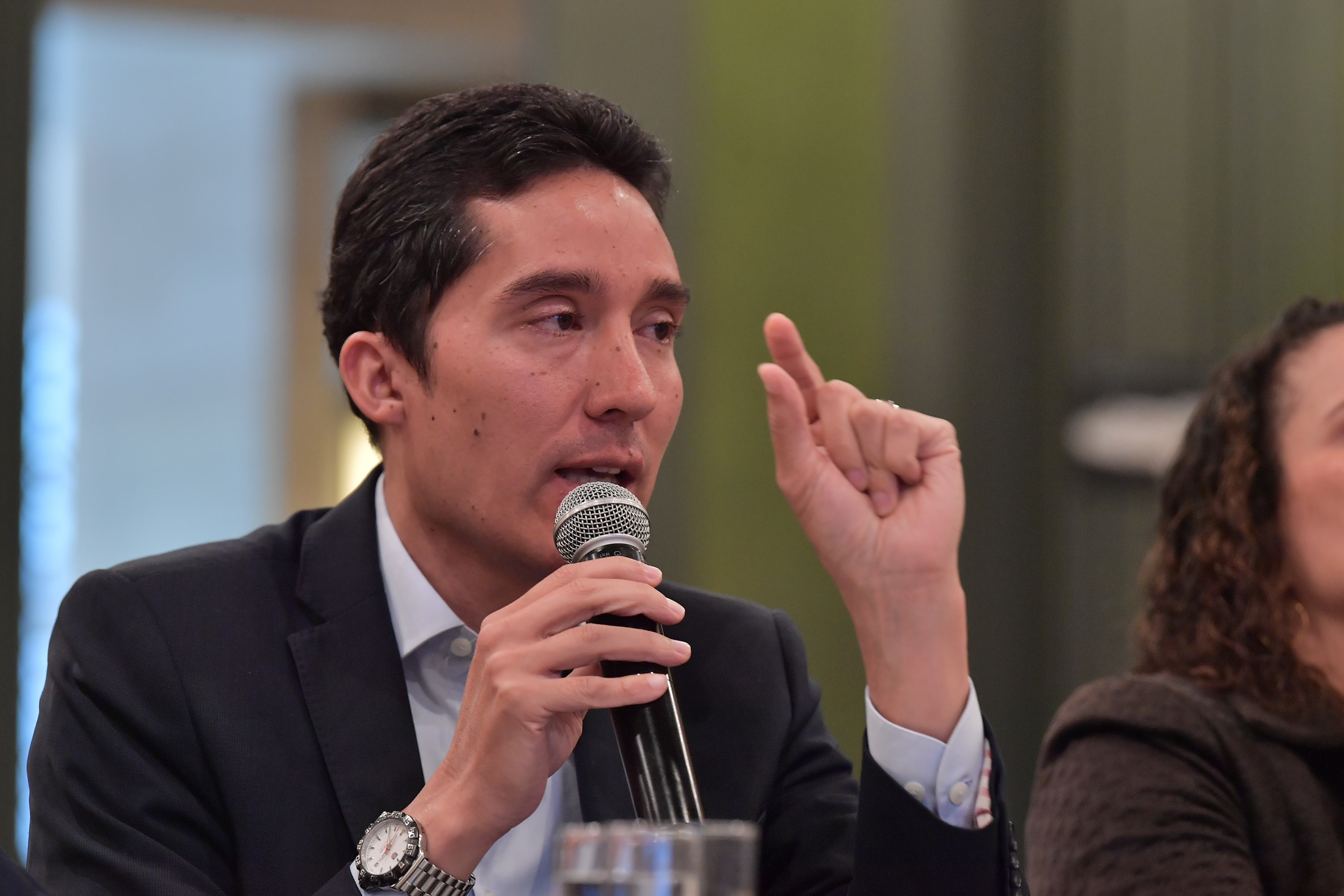 Fedesarrollo dice que el salario mínimo debería aumentar máximo 6,5 % en 2026
