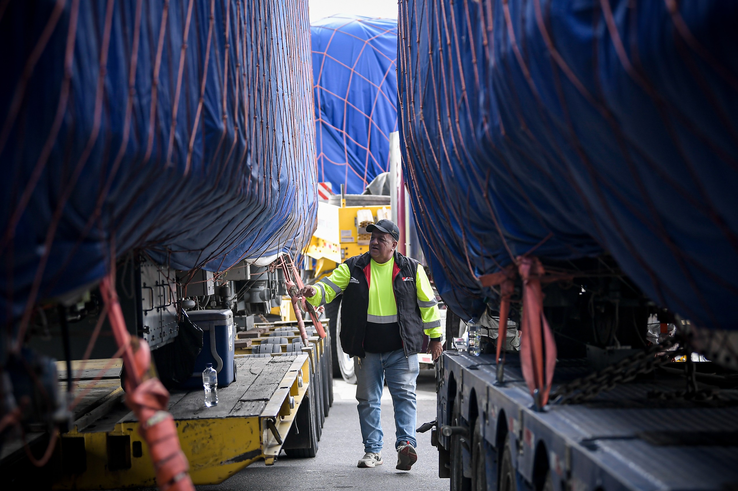 La empresa Transportes Montejo, con más de 65 años de experiencia, la misma transportadora que trasladó los vagones del metro de Medellín, fue la encargada de esta misión.