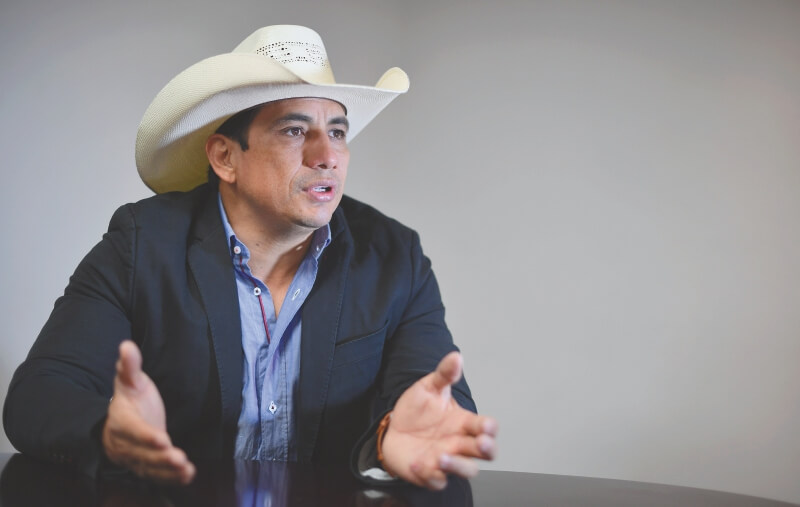 “No he creado ninguna red de cargos familiares”: se defiende el gobernador de Casanare