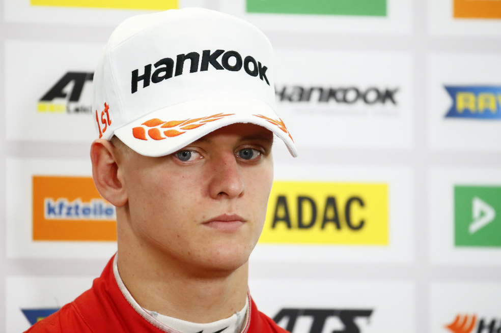 «Puertas que se abren», dice Mick Schumacher tras estreno con Ferrari